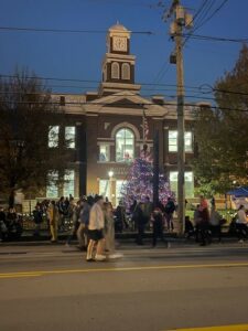 Bullitt County Courthouse at Christmas