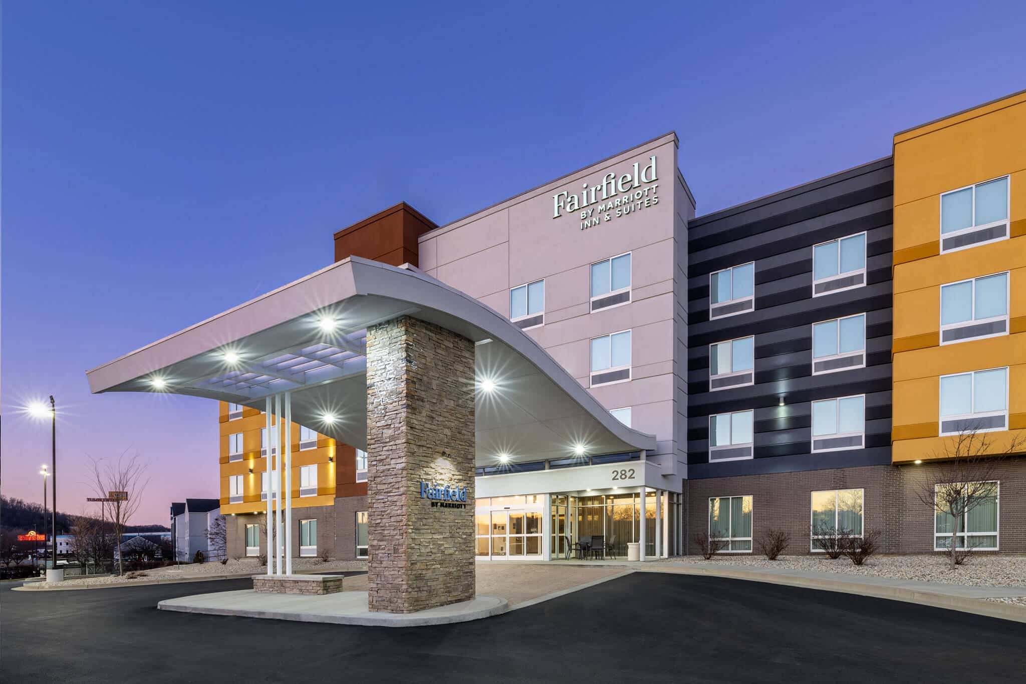 Fairfield Inn & Suites